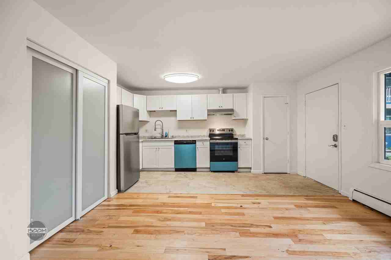 2326 Cordova Street - Photo 3 of 30