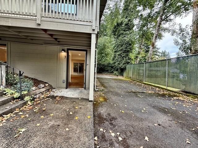 Country Squire Apartments - Photo 4 of 22