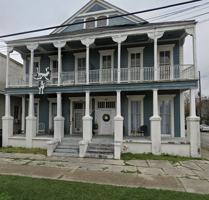 featured image of 4903 Camp St Lowr Left