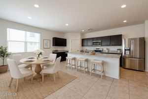 featured image of 31041 W Avalon Cir