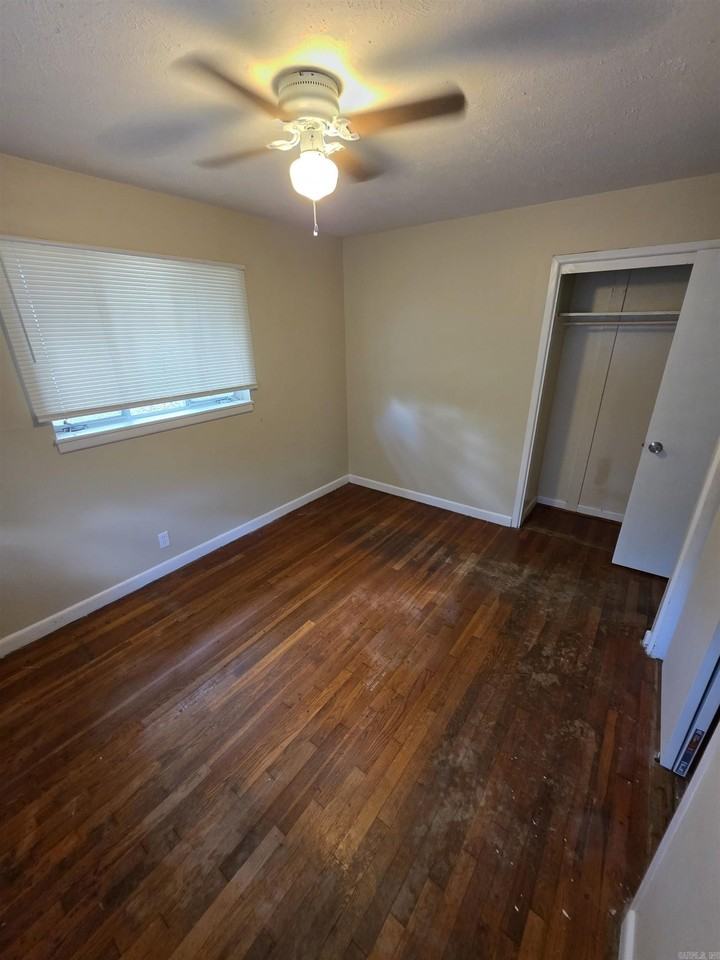 89 Broadmoor Dr - Photo 6 of 9