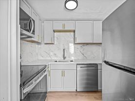 98 Carlton St #201 - Photo 1 of 1