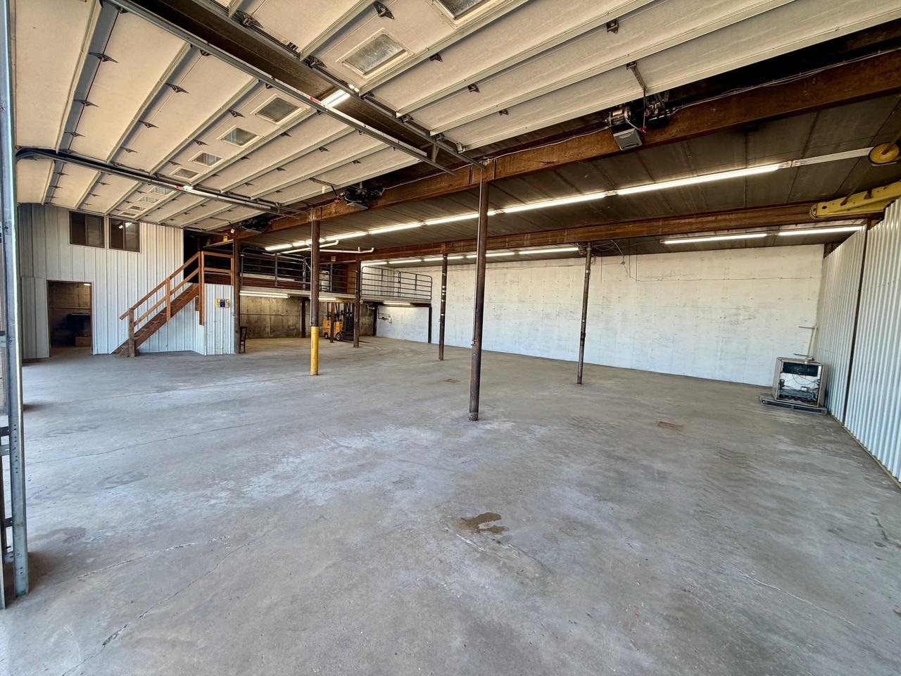 10502 Saint Joseph Dr #5 - Photo 4 of 12