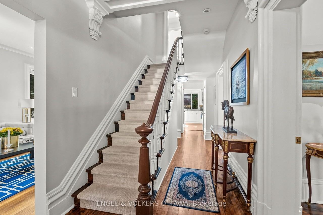 105 Crichton St - Photo 3 of 25