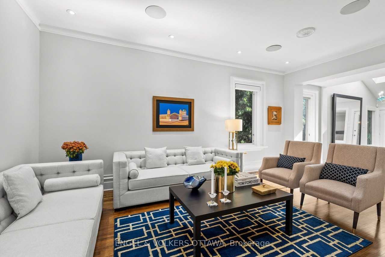 105 Crichton St - Photo 7 of 25