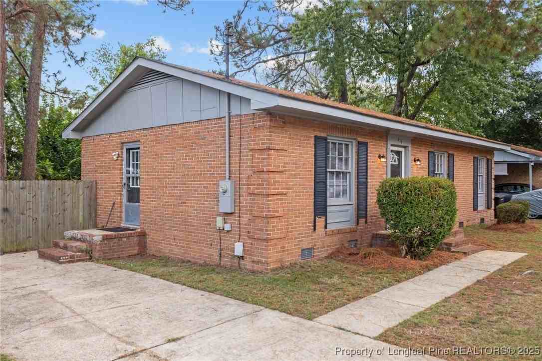 412 Morley Dr - Photo 3 of 20