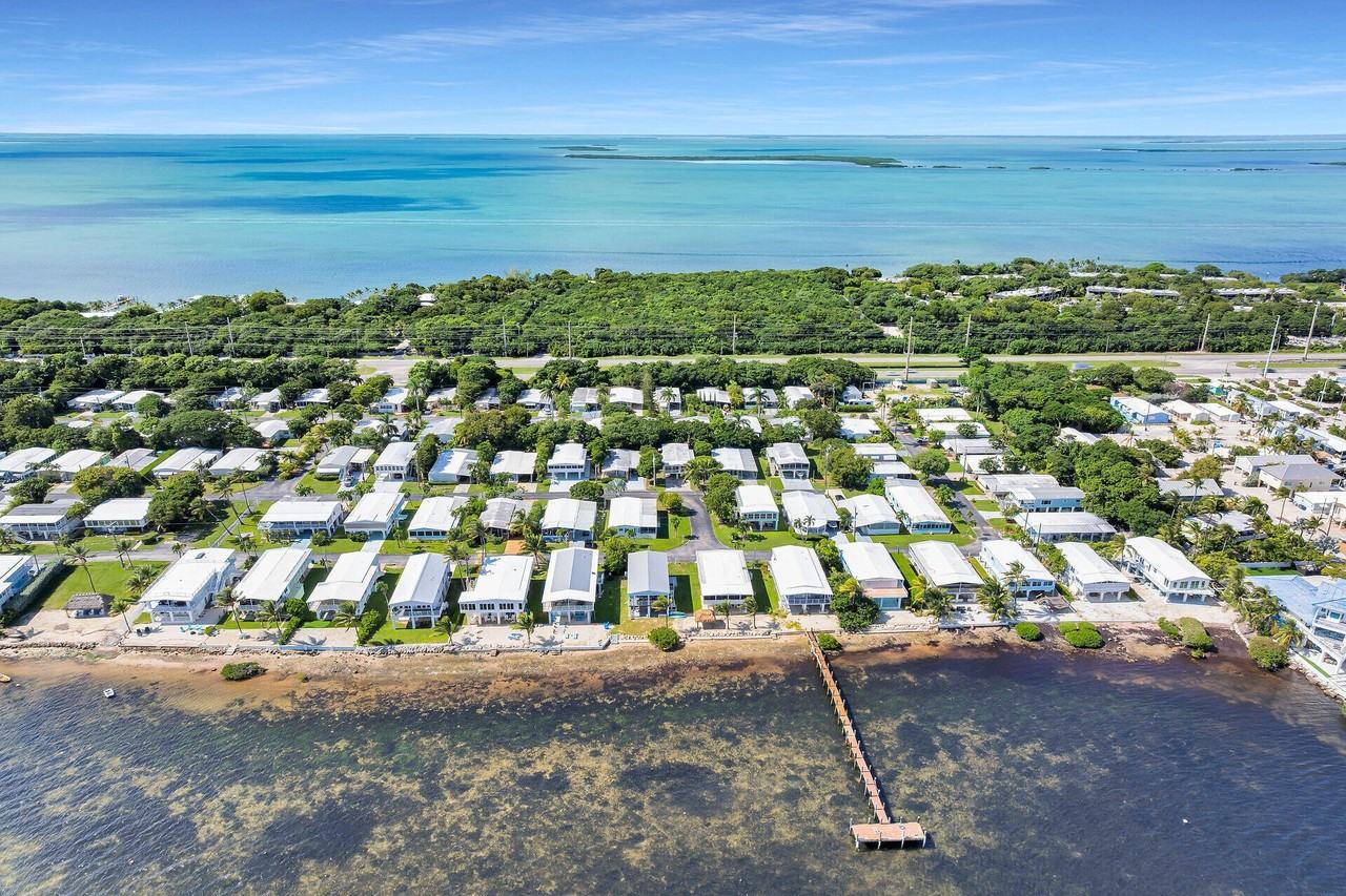 606 N Silver Cir - Photo 3 of 50