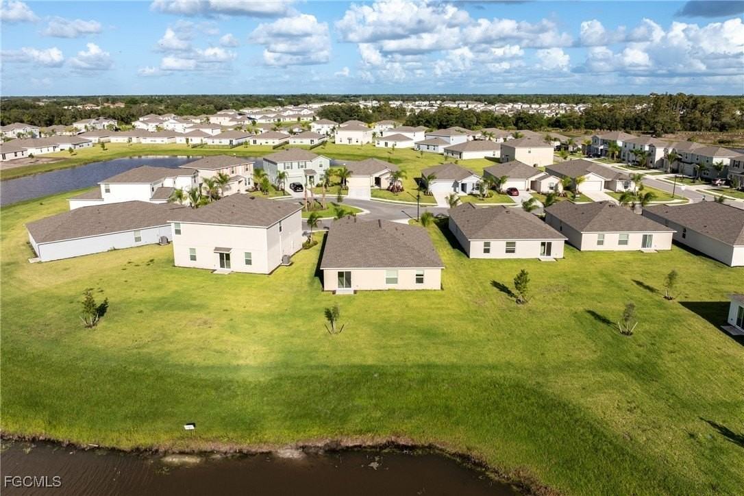 12212 Sydney Ct - Photo 2 of 38