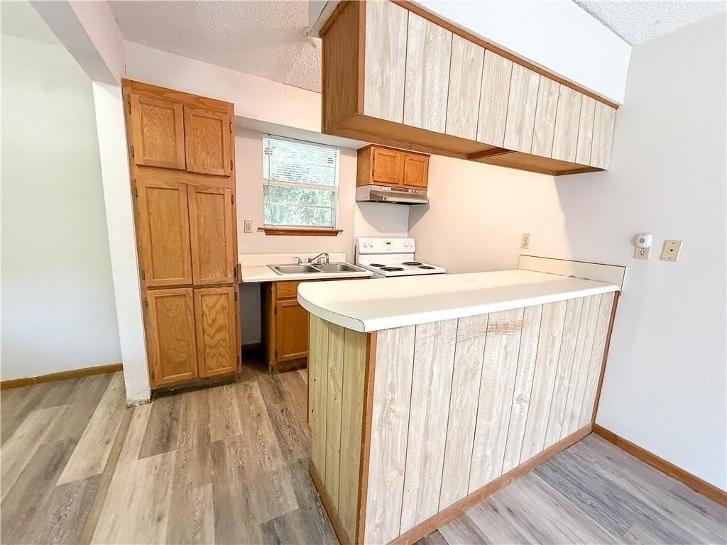 736 Reynolds Ave #B - Photo 7 of 18