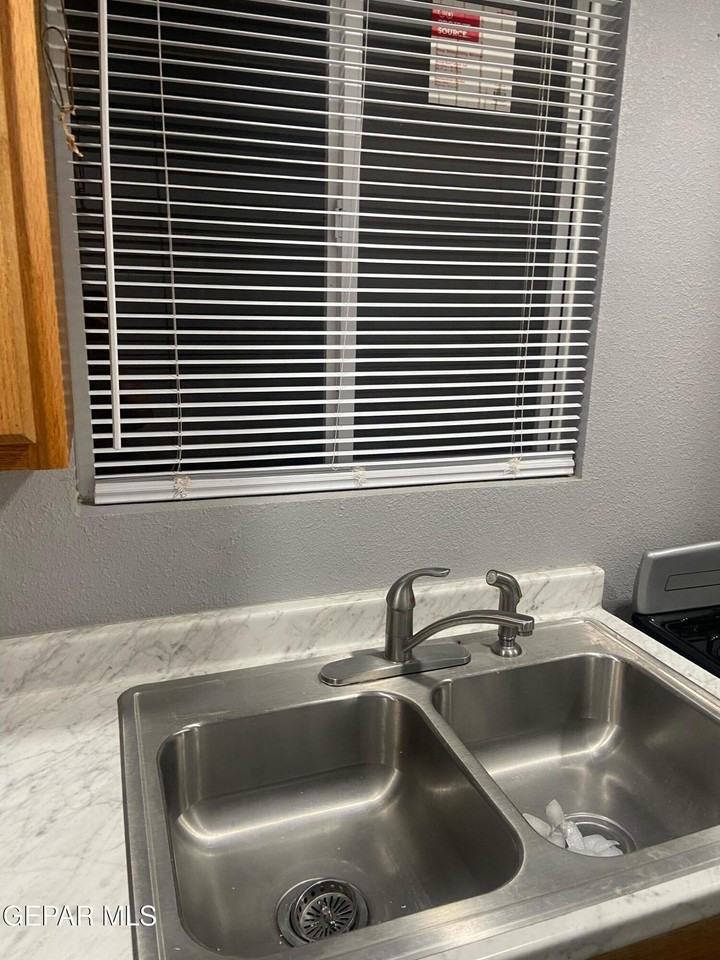 10008 Acer Ave Unit B #B - Photo 6 of 16