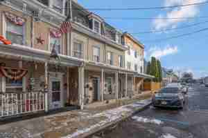 featured image of 89 Sitgreaves St