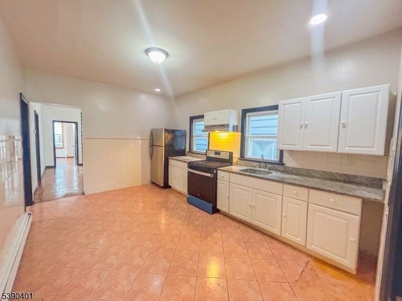 411 Fulton St #2 - Photo 3 of 14