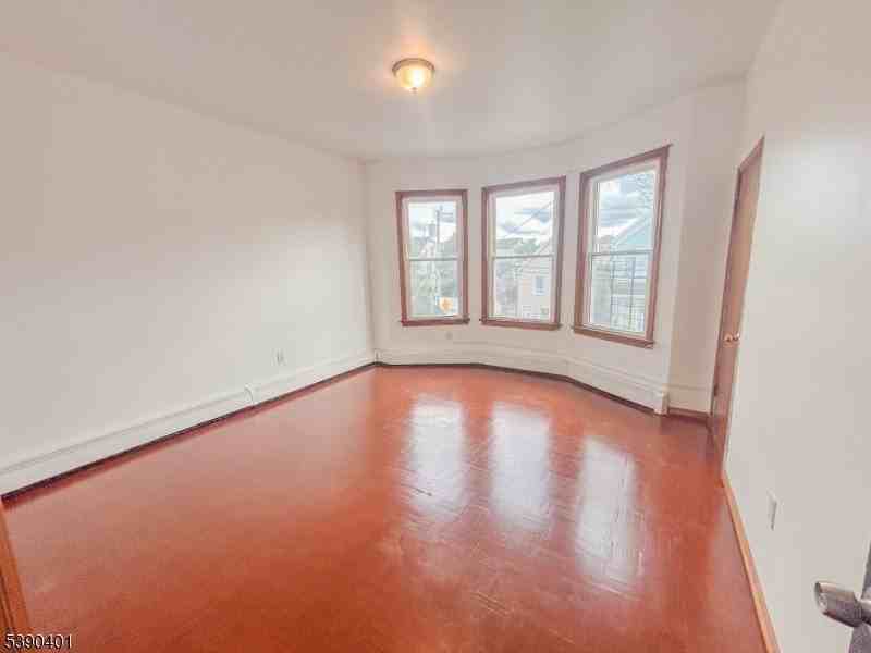 411 Fulton St #2 - Photo 6 of 14