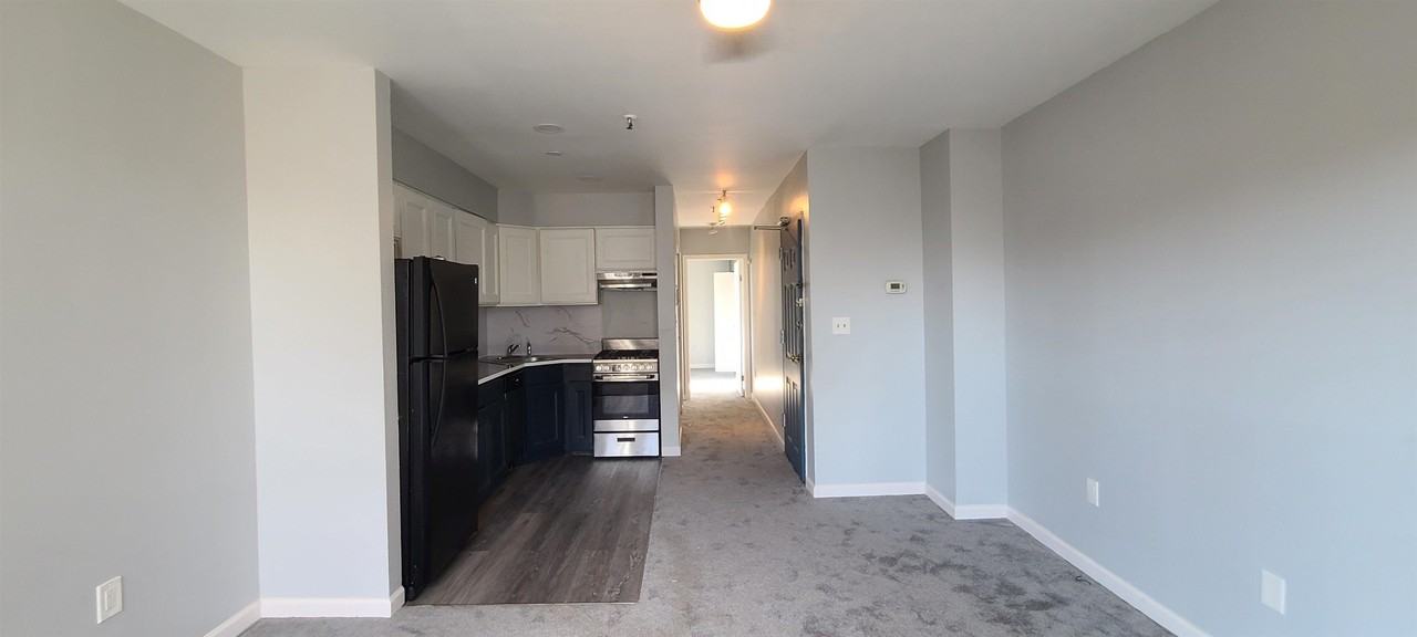 4905 Park Avenue #3A - Photo 2 of 13