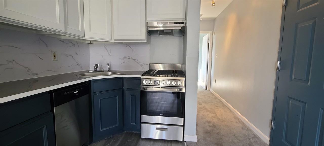 4905 Park Avenue #3A - Photo 3 of 13