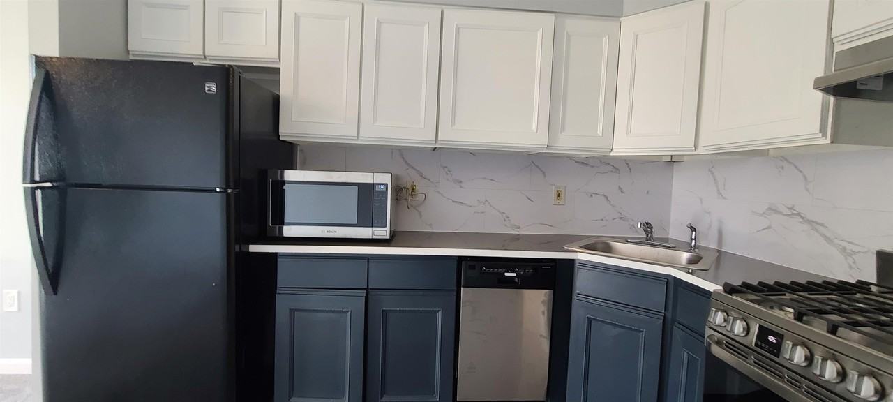 4905 Park Avenue #3A - Photo 4 of 13