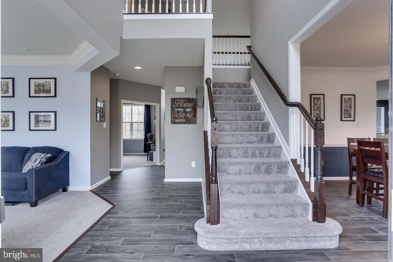 12808 Steam Mill Farm Dr - Photo 3 of 8