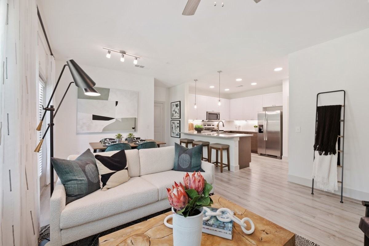 20634 Longenbaugh Rd #FCC - Photo 2 of 9