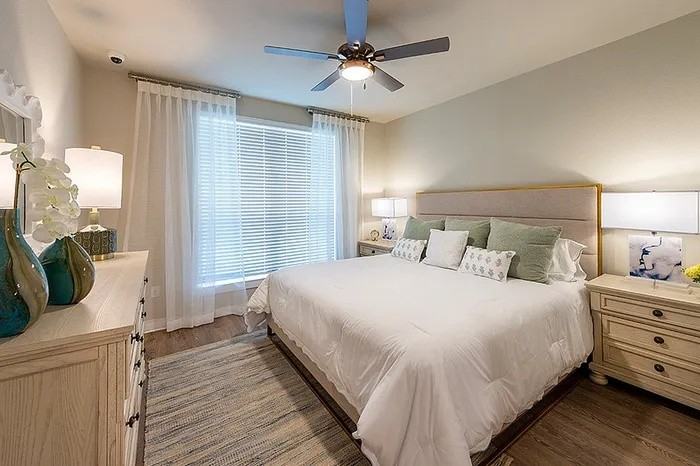 30020 Creekside Terrace Dr #IOS2 - Photo 4 of 11