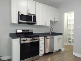 1452 W Winnemac Ave - Photo 1 of 1