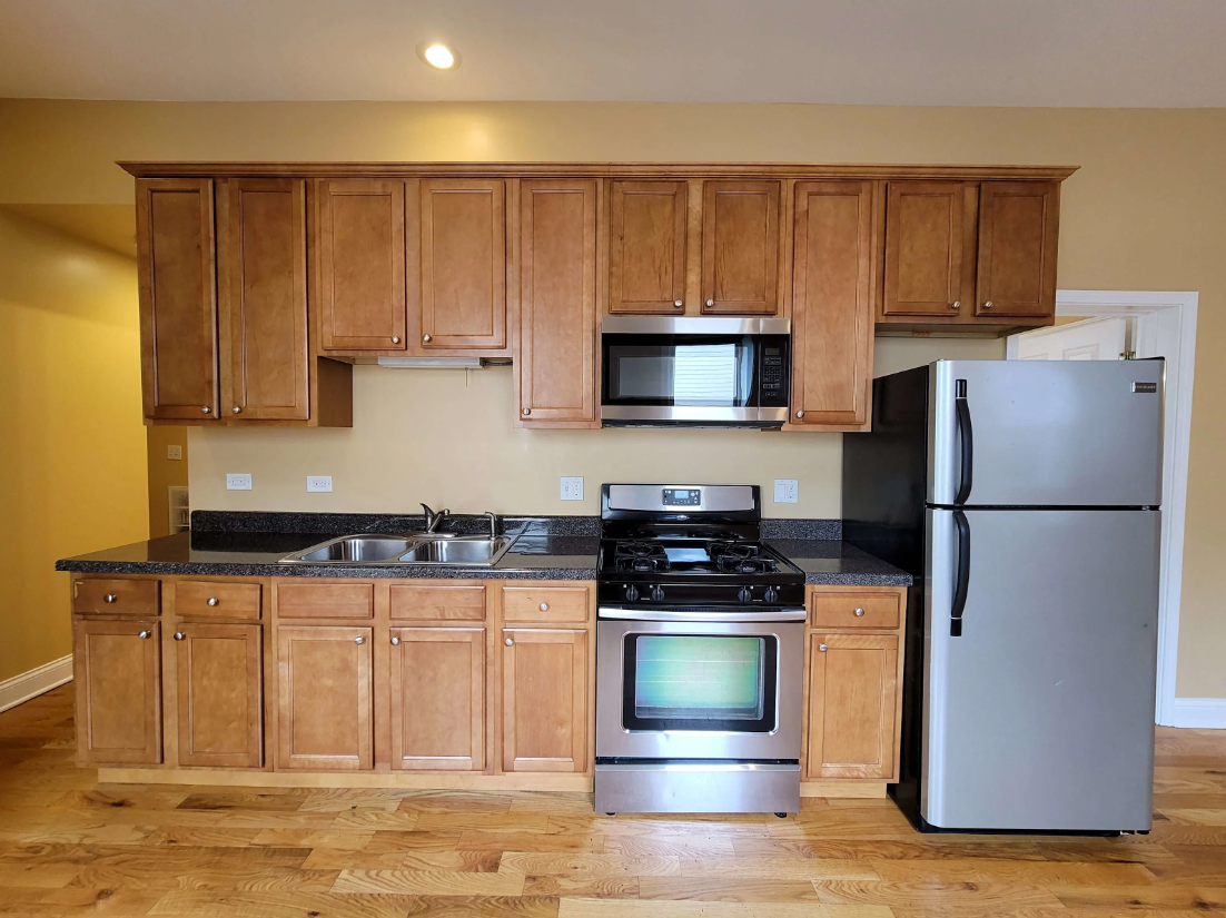 712 S Aberdeen St #3B - Photo 3 of 16