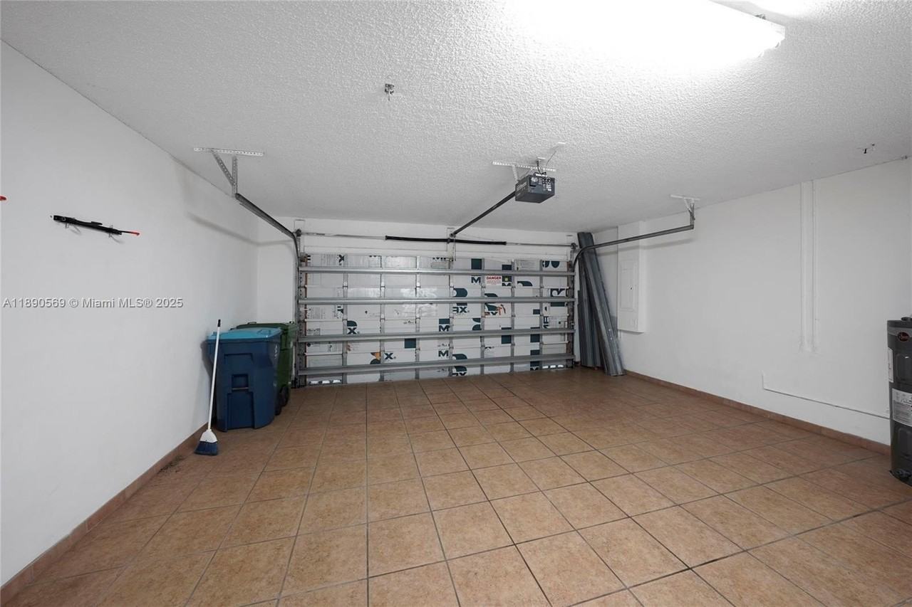 1289 Majesty Terrace #1289 - Photo 6 of 28