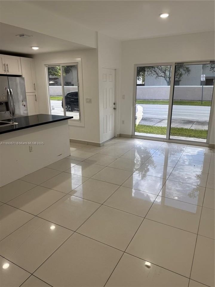 13984 Sw 259th Way #13984 - Photo 5 of 50