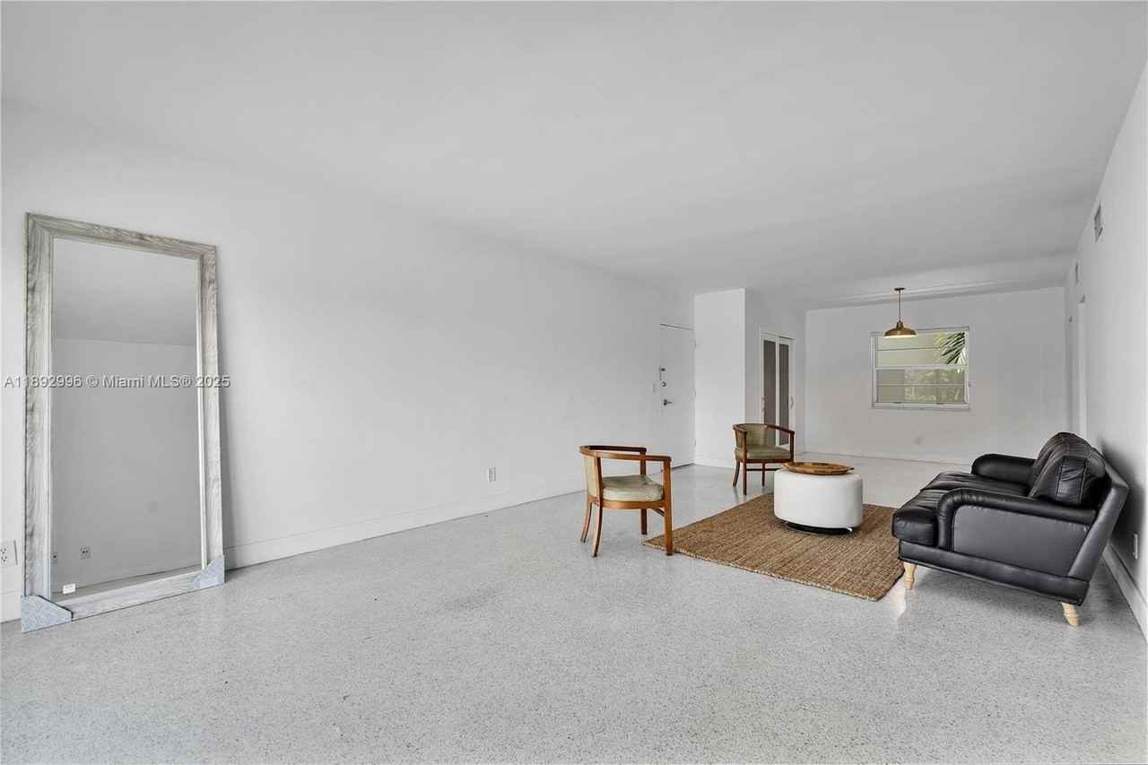 9700 E Bay Harbor Dr #305 - Photo 7 of 22