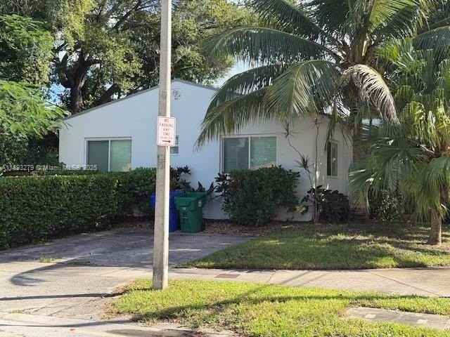 2131 Sw 19th Ave #A - Photo 2 of 3