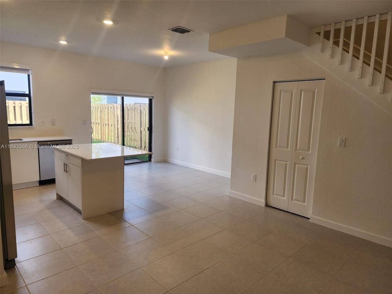 12867 Sw 232nd Ln #12867 - Photo 2 of 12