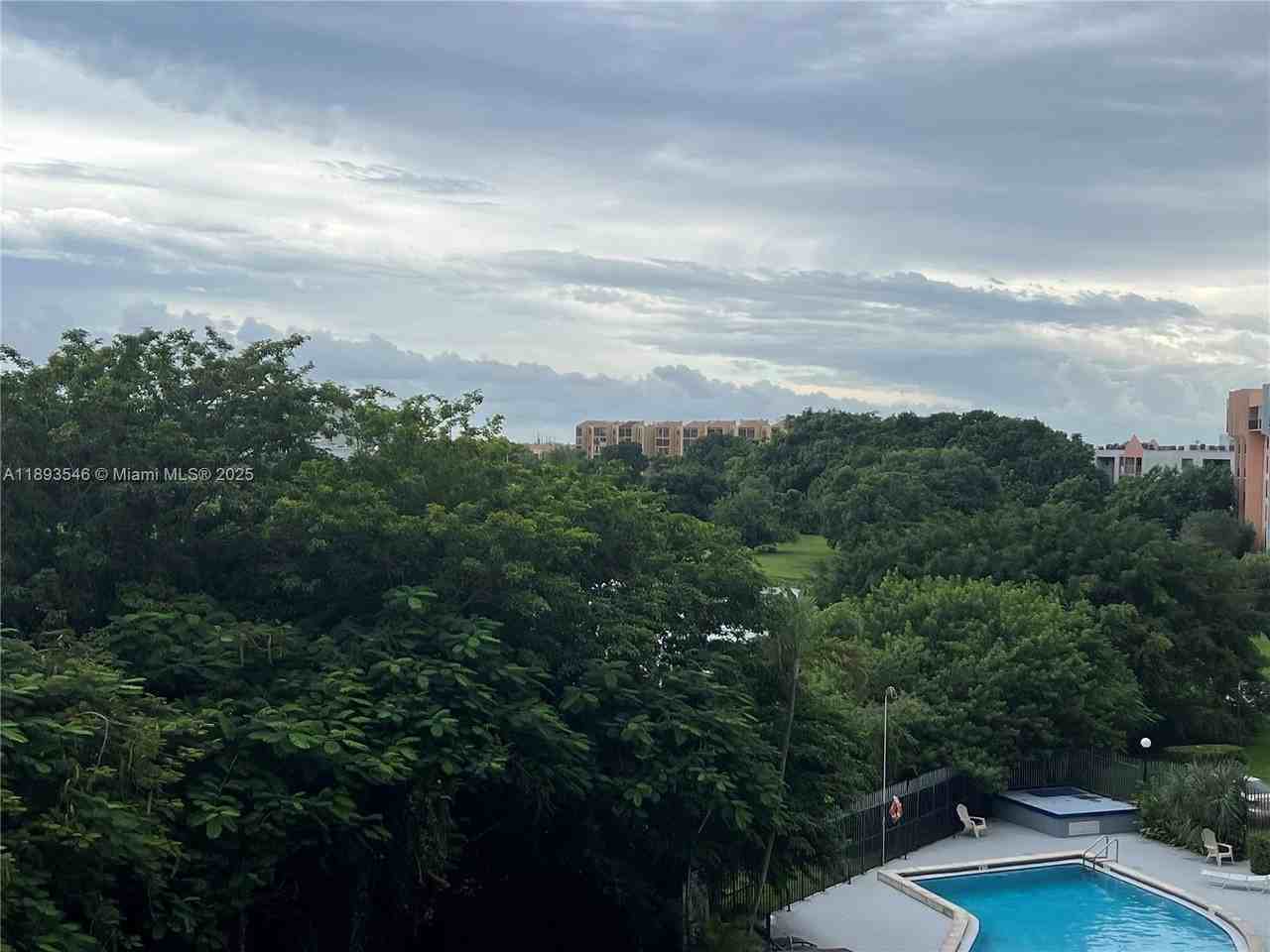 9682 Fontainebleau Blvd #509