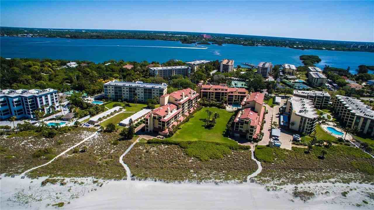 8735 Midnight Pass Rd #206B - Photo 4 of 50