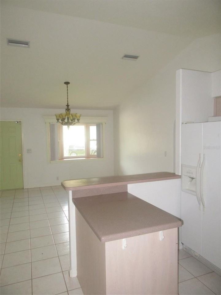 3632 Annapolis Ter - Photo 3 of 14