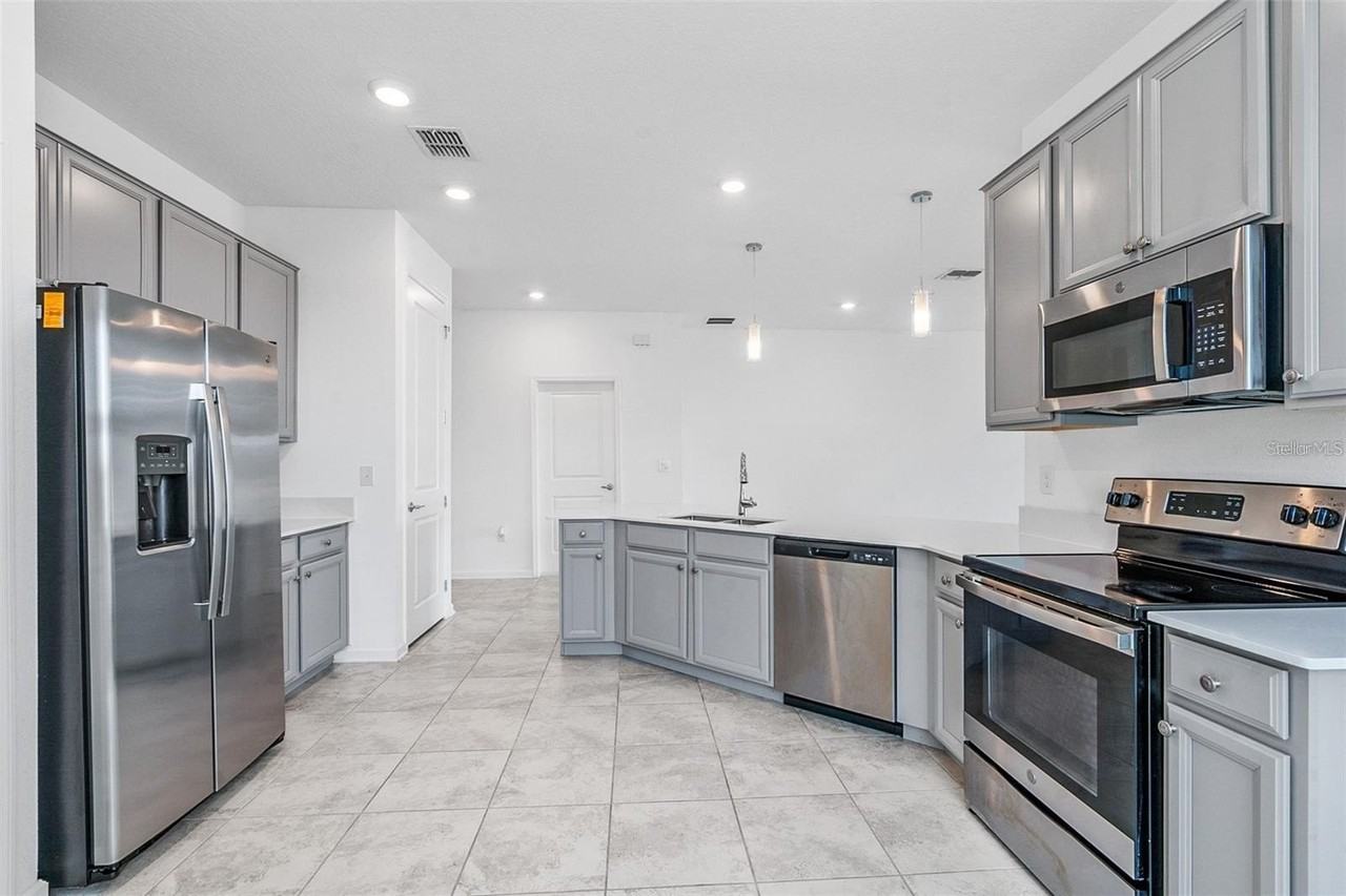 797 Citrus Reserve Blvd - Photo 4 of 26