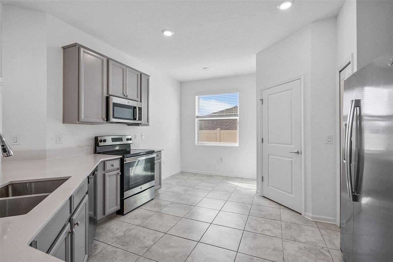 797 Citrus Reserve Blvd - Photo 6 of 26