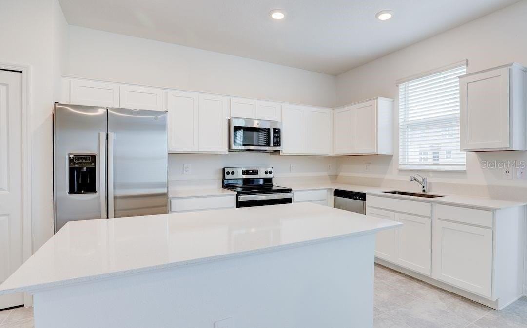 248 Nine Iron Drive - Photo 2 of 17