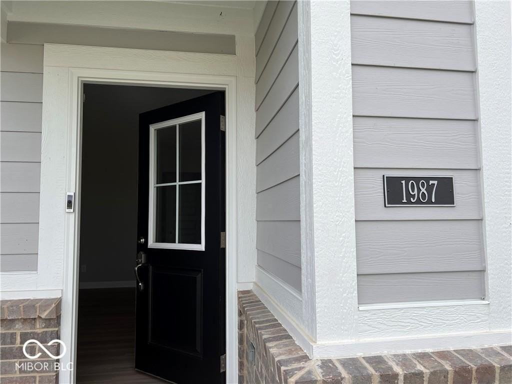 1987 Mildred Rd - Photo 2 of 33