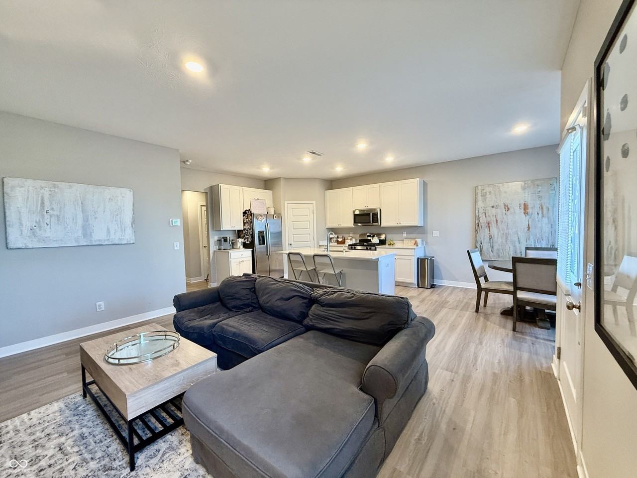 1987 Mildred Rd - Photo 3 of 33