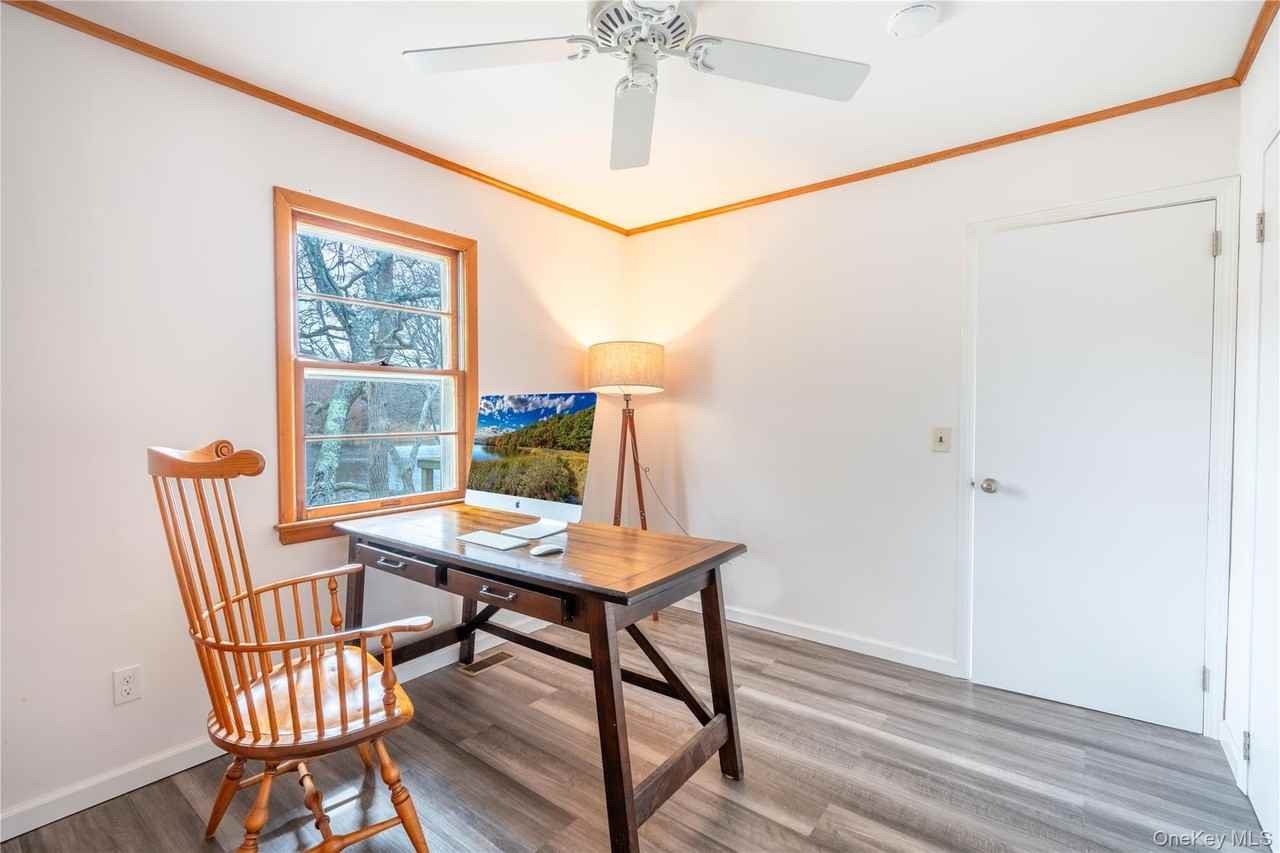 315 Lake Dr - Photo 7 of 18