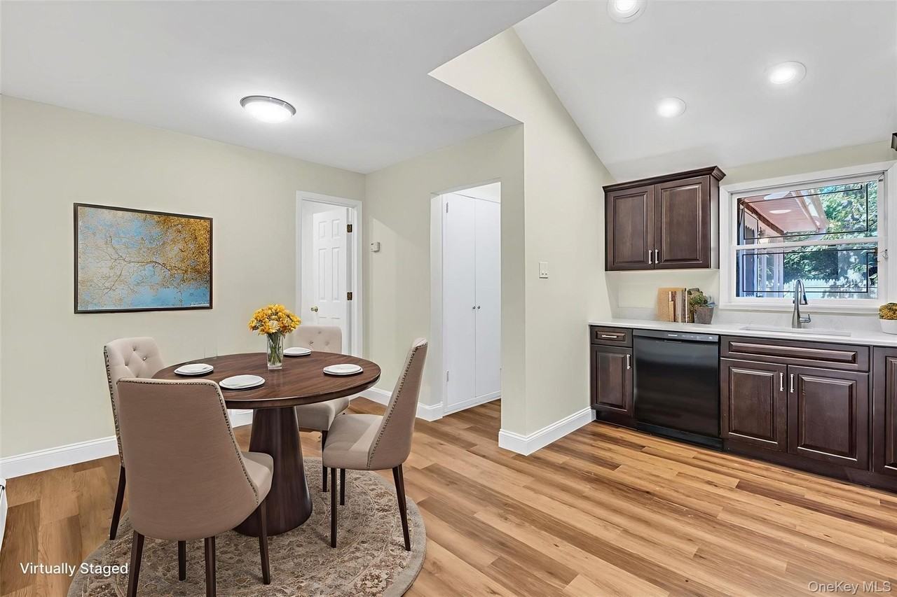 613 Landing Rd - Photo 3 of 11