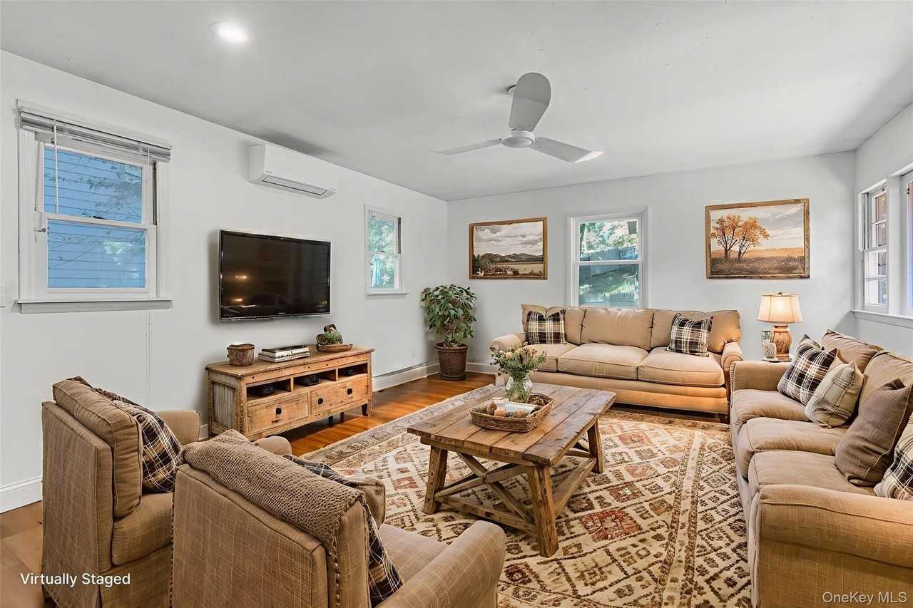 613 Landing Rd - Photo 4 of 11