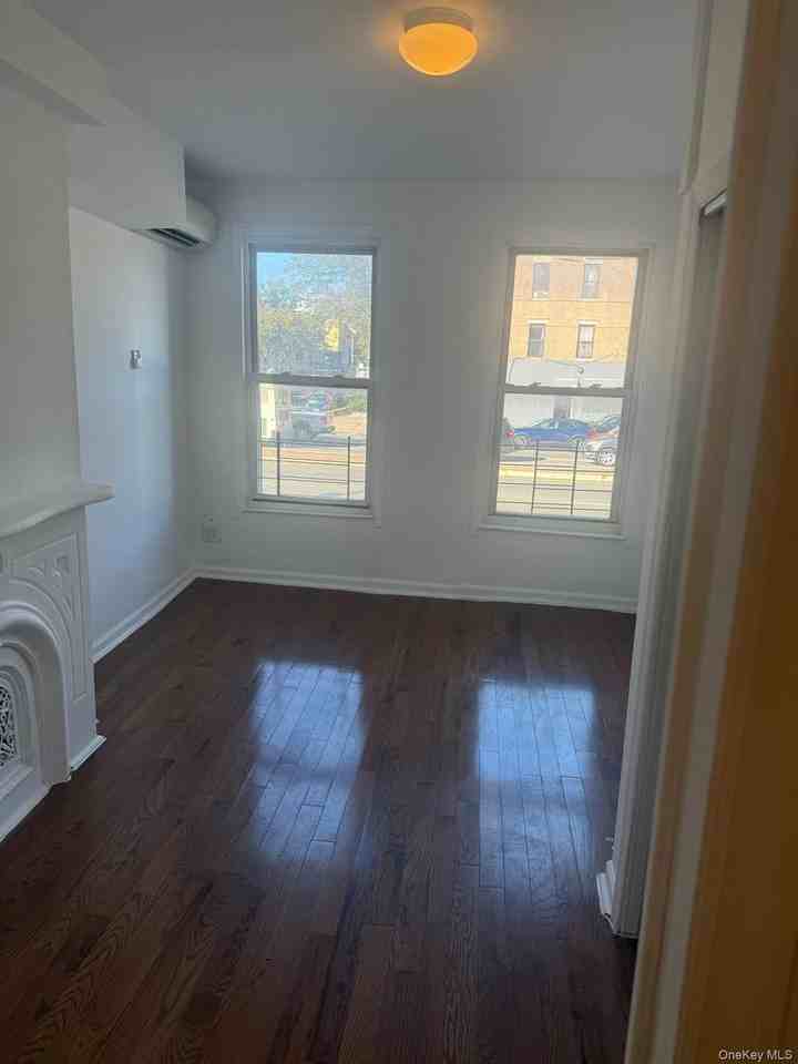 2280 Atlantic Ave #1stFL - Photo 2 of 5