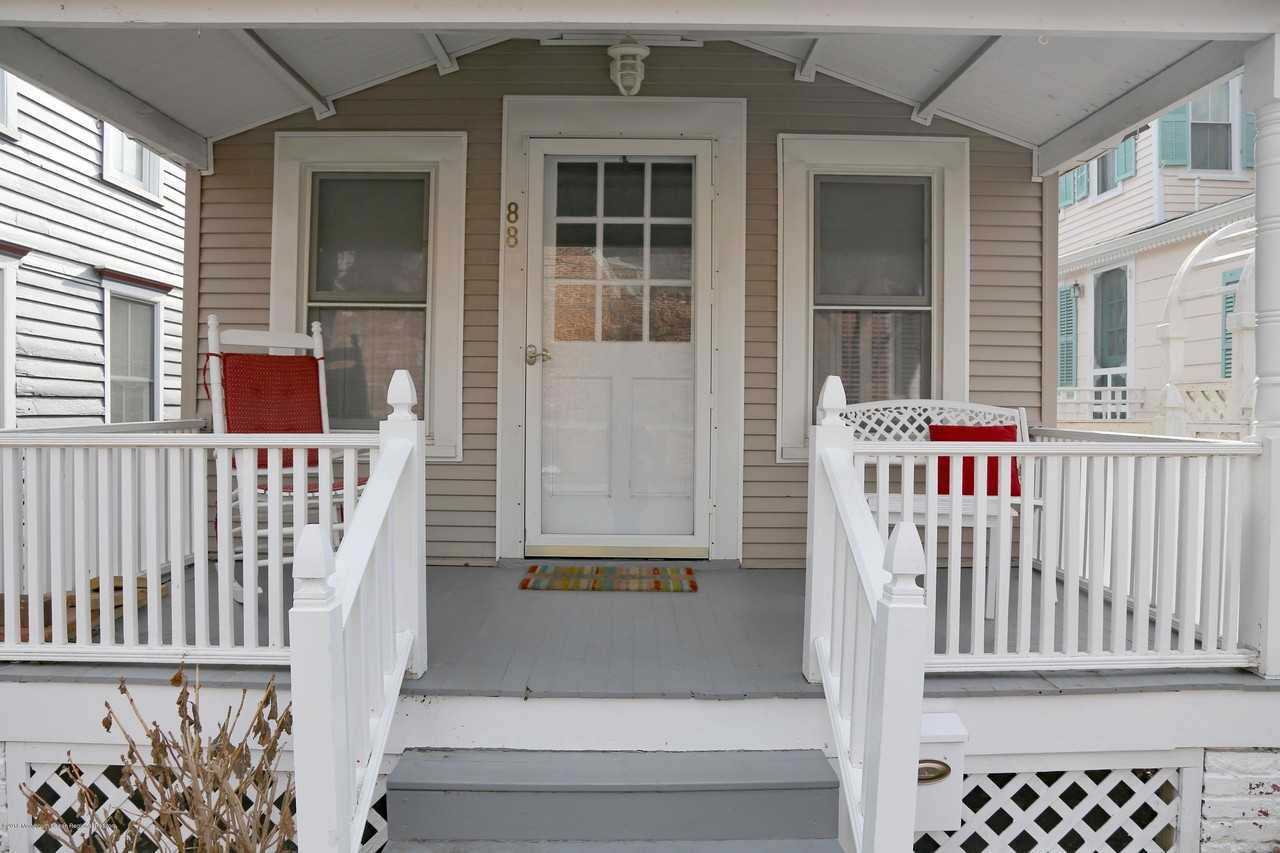 88 Webb Avenue - Photo 3 of 13