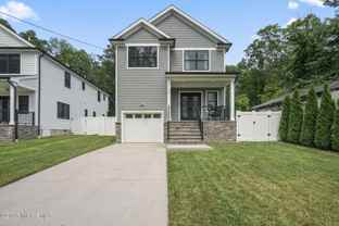 13 Thomas Ln - Photo 1 of 1