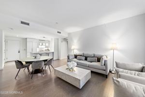 featured image of 15 Morris Ave Unit 202 #202