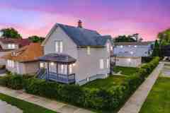 2823 Broadway - Photo 1 of 1