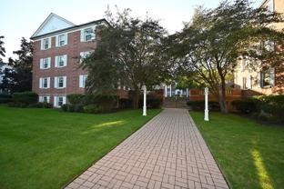 1402 Hinman Ave #2 - Photo 1 of 1