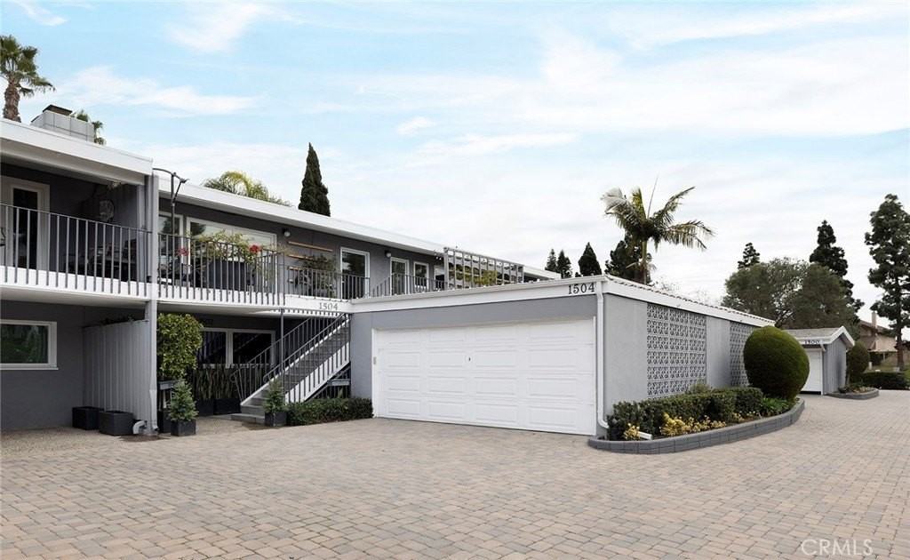 1504 Westcliff Dr #5 - Photo 2 of 19