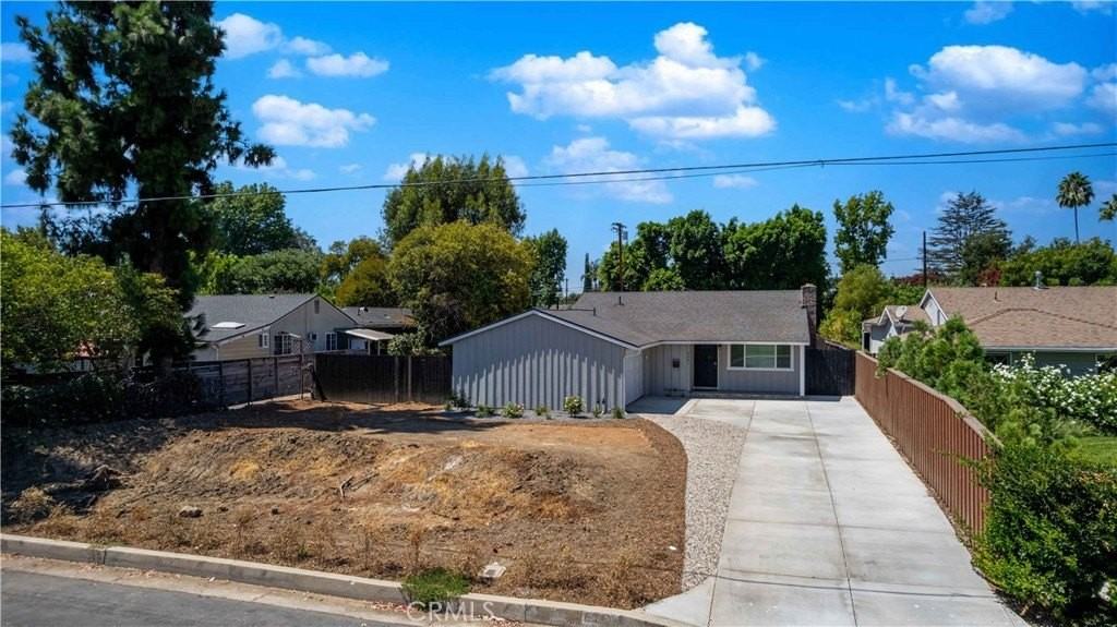 5341 Cedros Ave - Photo 5 of 50