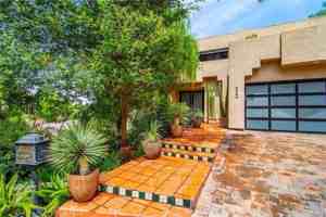 featured image of 5084 Campo Rd